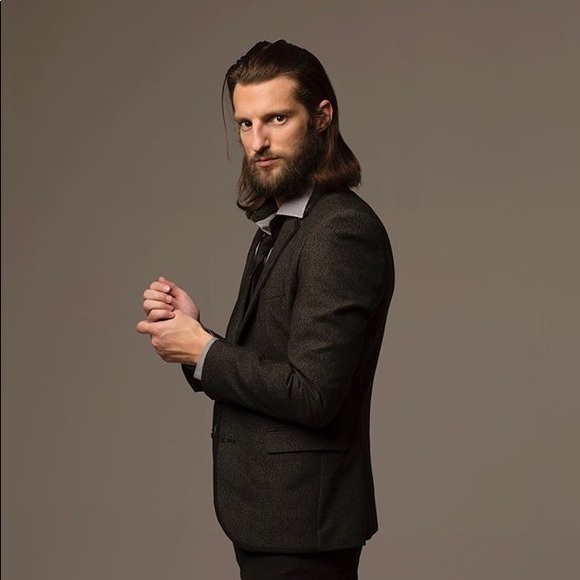 Meet your Posher, Cory - Picture 4 of 4